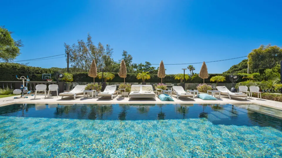 Image - Top 3 Villas for Family Holidays on the French Riviera