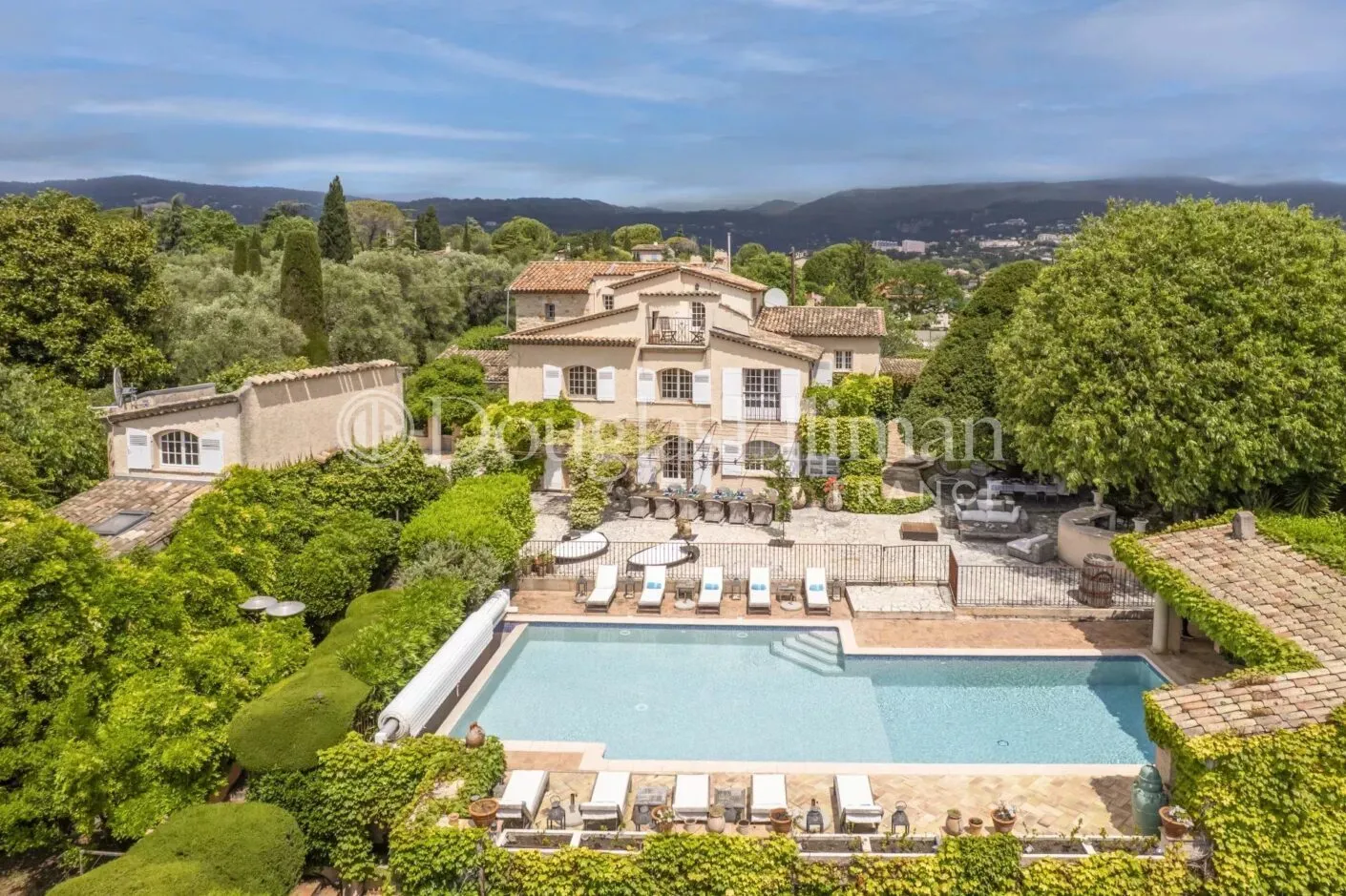 Image - GRASSE – Magnifique propriété avec vaste terrain, maisons d&rsquo;amis et intimité exceptionnelle