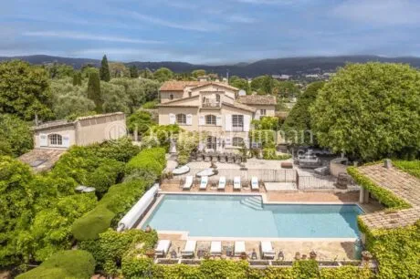 Image - GRASSE – Magnificent Estate with Expansive Grounds, Guest Houses & Exceptional Privacy - Picture n°1