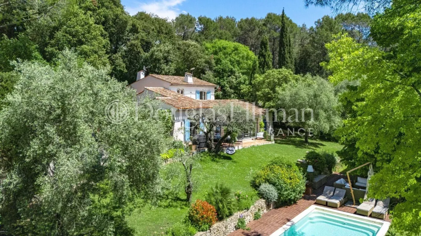Image - Valbonne : Villa provençale avec 5 chambres et piscine