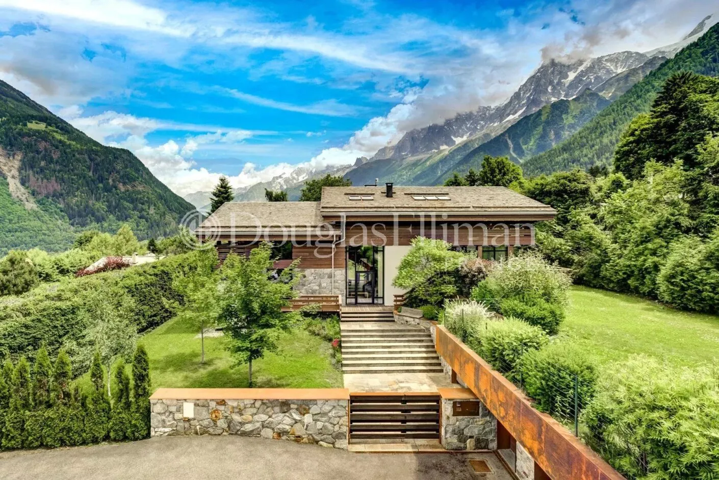 Image - LES HOUCHES – Contemporary 4/5 bedroom chalet