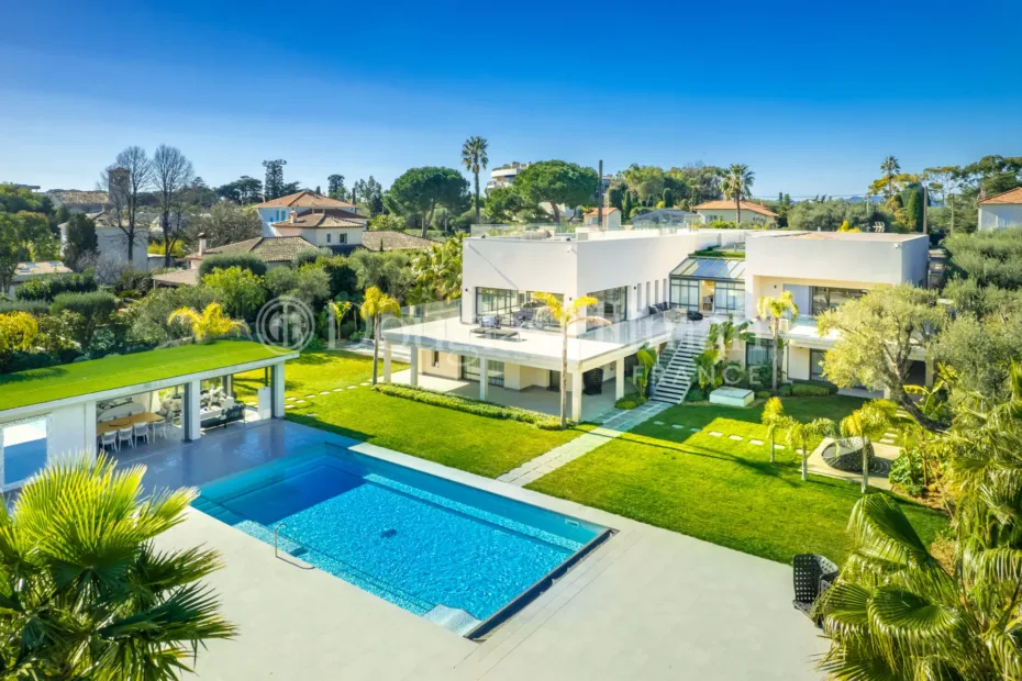 Image - Villa Dream