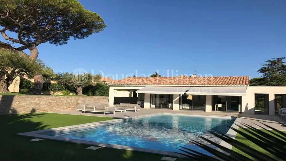 Image - Villa Nelly