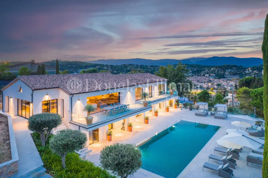Image - Villa Palmira
