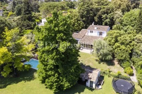 Image - Valbonne : Villa provençale avec 5 chambres et piscine - Image nᵒ1