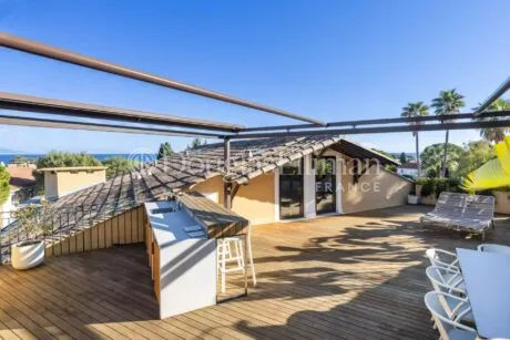 Image - SAINT-JEAN-CAP-FERRAT – Superbe penthouse 101m2 à pied du village - Image nᵒ1