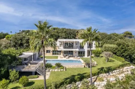 Image - PROCHE VALBONNE – Propriété de luxe avec vue mer panoramique - Image nᵒ1