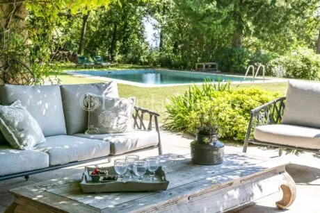 Image - CHATEAUNEUF-DE-GRASSE – Mas en Pierre avec Piscine et Vues - Image nᵒ1