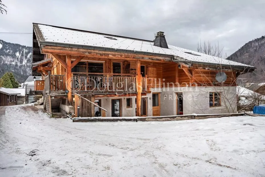 Image - MORZINE – Grand chalet de 8 chambres à Morzine