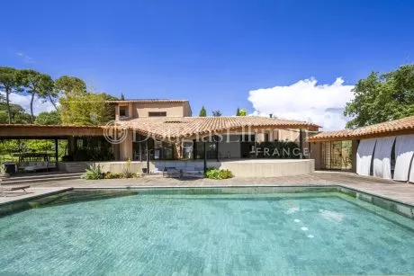 Image - ANTIBES CLOSE TO CANNES – Exceptional property in a private area - Picture n°1