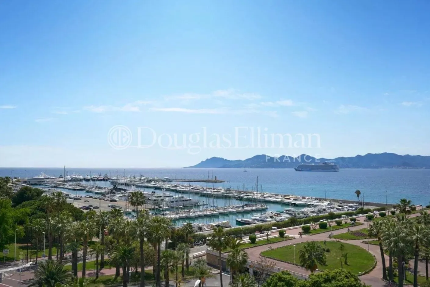 Image - CANNES CROISETTE – Splendide appartement avec vue sur le port Canto