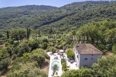 Image - BAR SUR LOUP – A charming and newly renovated Villa with a pool and wonderful views - Picture n°1