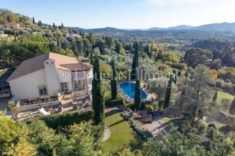 Image - PLASCASSIER – Élégante Bastide en Pierre avec Vue Panoramique et Espaces Extérieurs d’Exception - Image nᵒ1