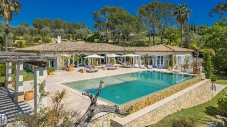 Image - Castellaras – Superbe villa avec vue panoramique dans domaine sécurisé - Image nᵒ1