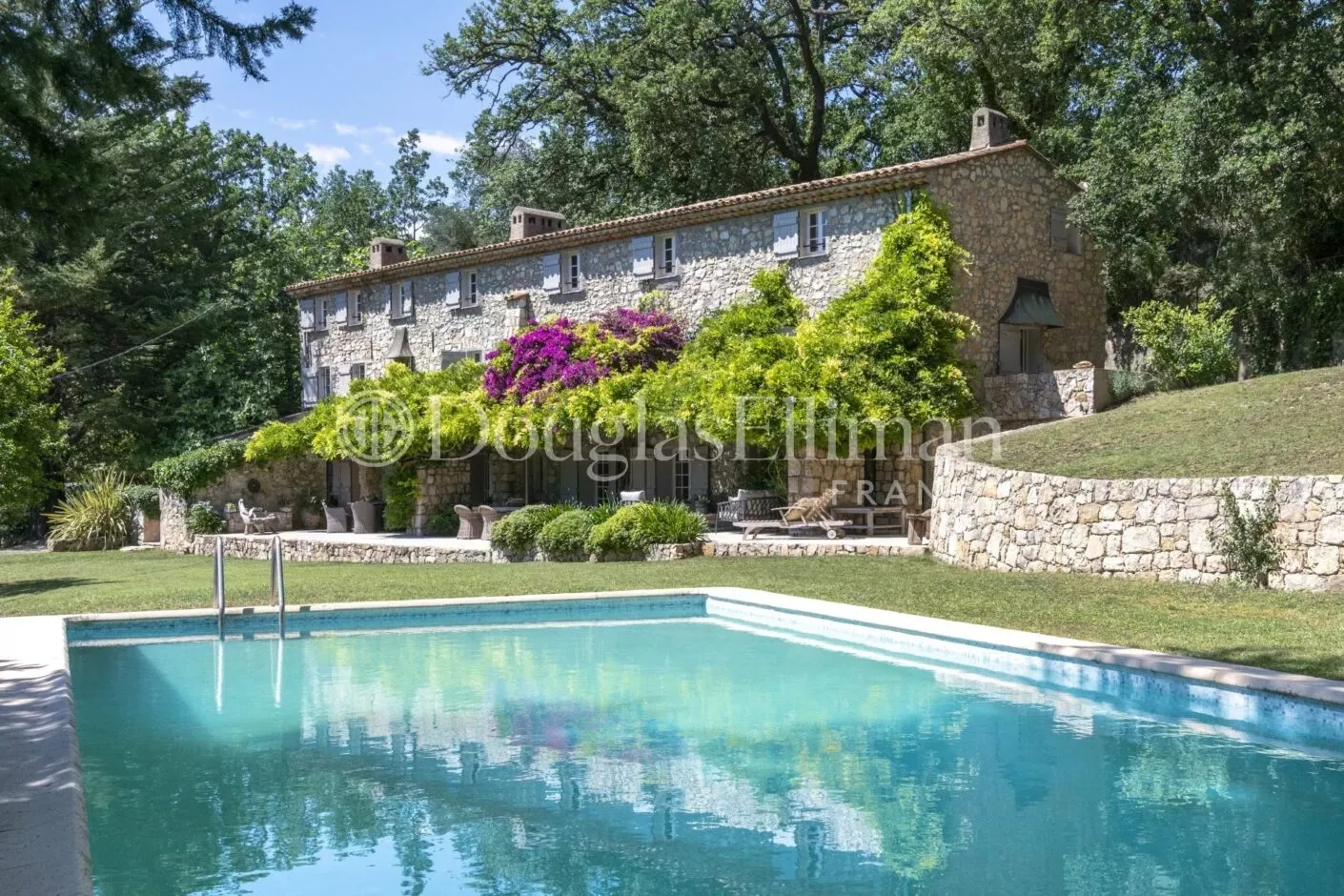 Image - CHATEAUNEUF-DE-GRASSE – Stone Bastide with Pool and Incredible Views