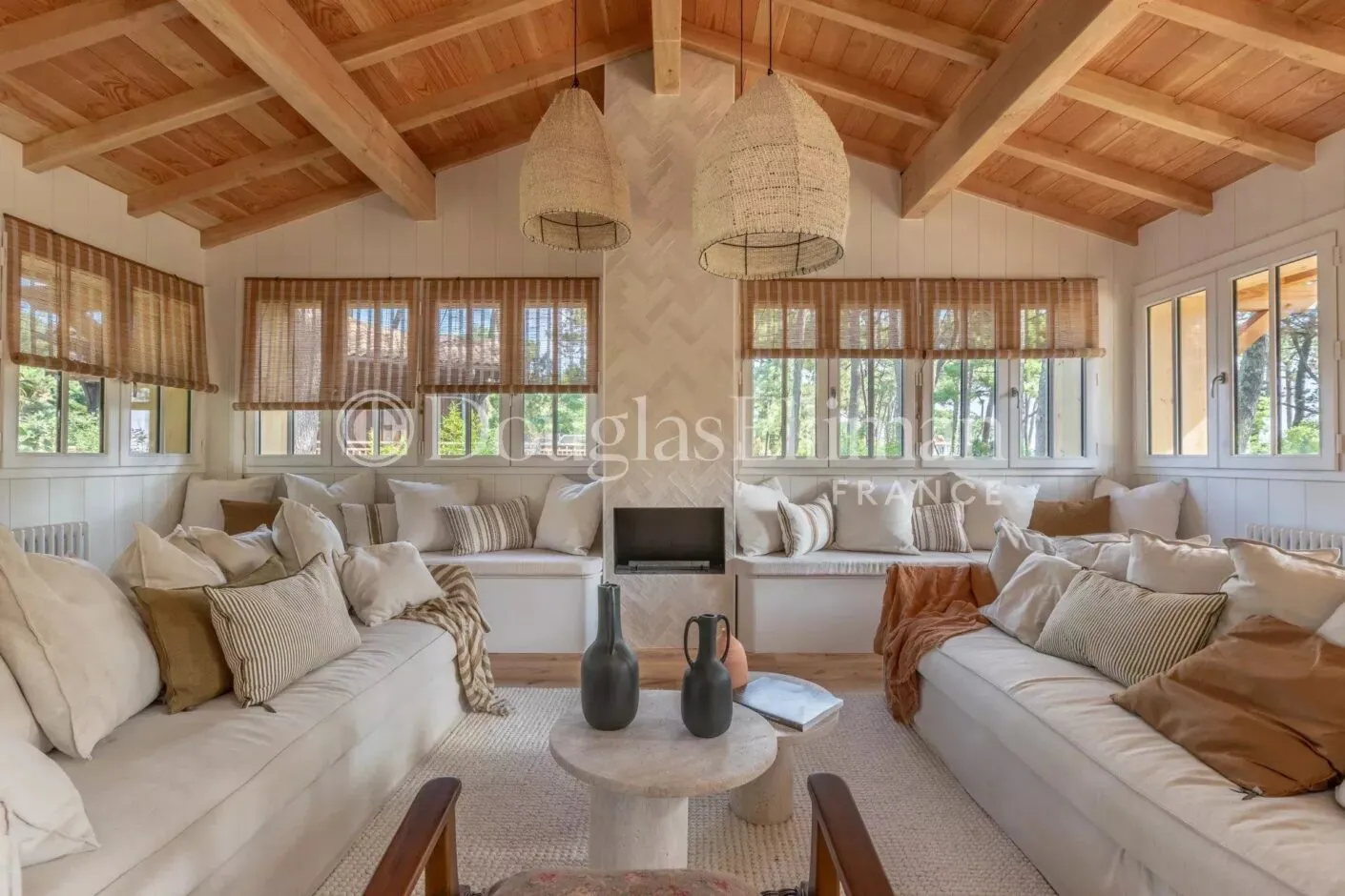 Image - CAP-FERRET – Stunning villa with Bassin views and heated pool, plage des Américains