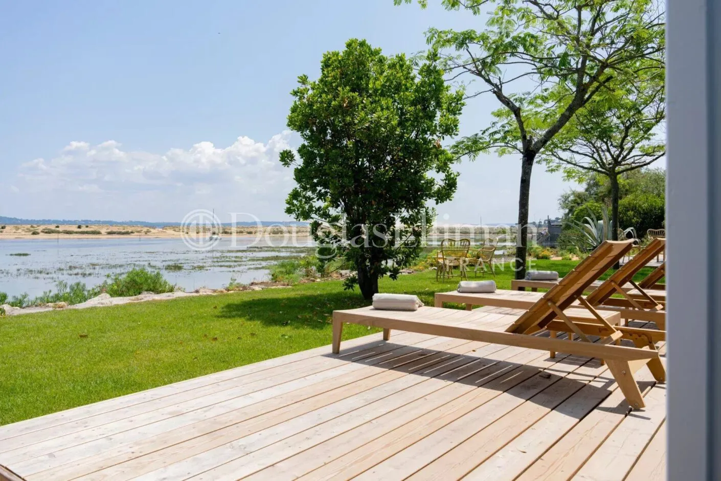 Image - CAP-FERRET – Villa exceptionnelle avec accès privé bassin