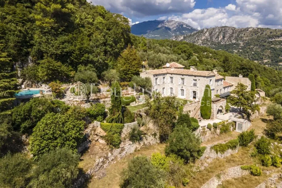 Image - PROCHE NICE  – Vente aux enchères d&rsquo;un Magnifique château