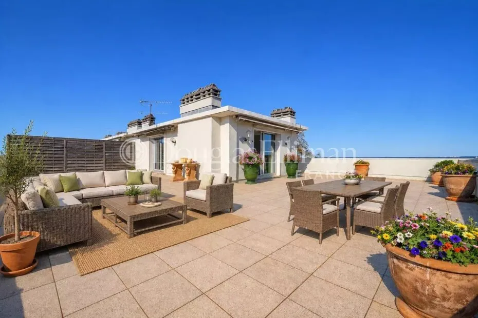 Image - LE BOUSCAT –  Appartement DARCHAND avec terrasse panoramique.