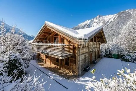 Image - CHAMONIX – A recently built 4-bedroom chalet at the foot of Les Planards ski area - Picture n°1