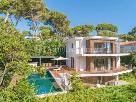 Image - CAP D’ANTIBES – Modern Villa Steps from Garoupe Beach - Picture n°1