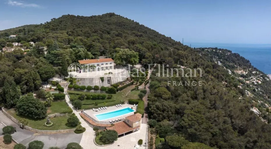 Image - Villefranche-sur-Mer: Exceptional 3 hectar estate with helicopter pad