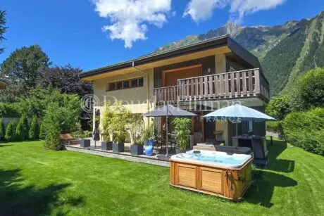 Image - CHAMONIX – 4-bedroom apartment in Chamonix centre - Picture n°1