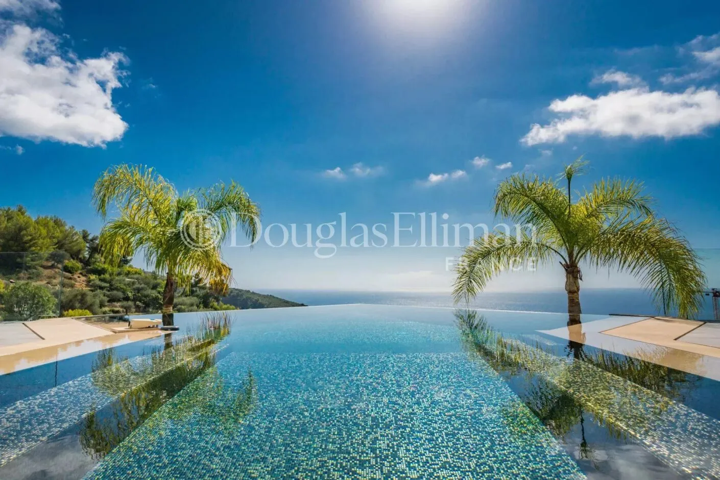 Image - EZE – Luxurious contemporary villa with panoramic seaview
