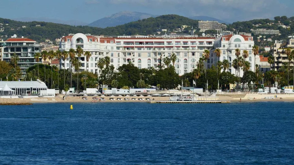 Image - Découvrez l&rsquo;art de vivre sur la Côte d&rsquo;Azur avec Douglas Elliman France