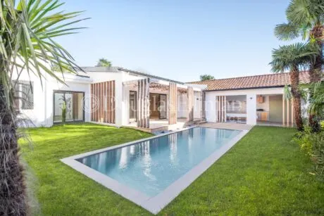 Image - ANGLET – Villa rénovée proche Biarritz - Image nᵒ1