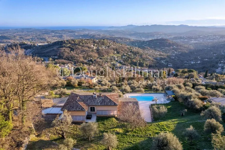 Image - CHATEAUNEUF-DE-GRASSE : Villa with panoramic sea view and pool