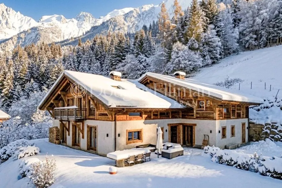 Image - LES HOUCHES – A beautifully finished, traditional farmhouse