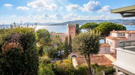 Image - CAP D’ANTIBES – Modern apartment with panoramic sea views - Picture n°1