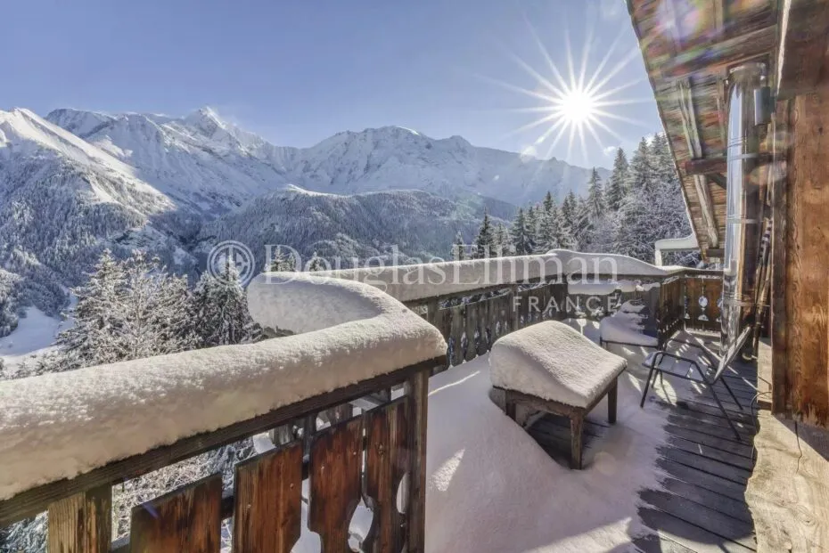 Image - SAINT GERVAIS – A magnificent renovated farmhouse with sublime mountain views