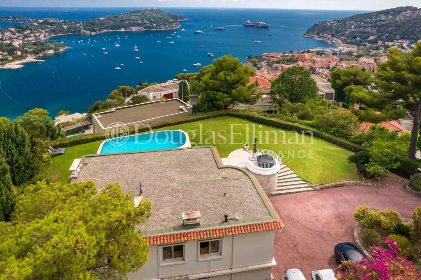 Image - VILLEFRANCHE SUR MER –  Project de rénovation de Villa avec vue mer spectaculaire !