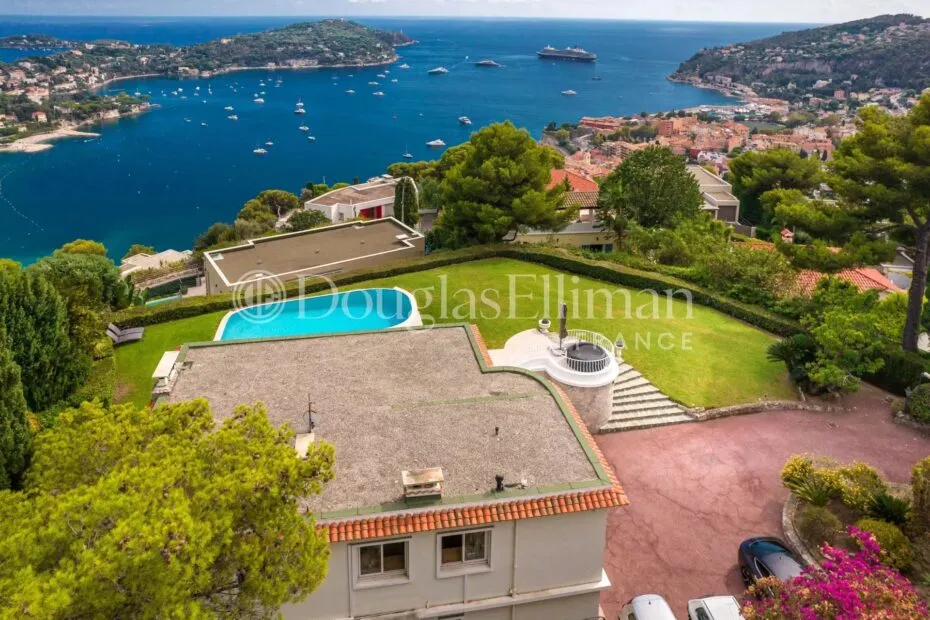 Image - VILLEFRANCHE SUR MER –  Project de rénovation de Villa avec vue mer spectaculaire !