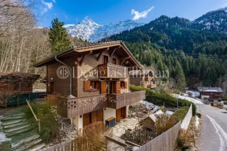 Image - LES HOUCHES – Chalet de 3 chambres récemment rénové - Image nᵒ1