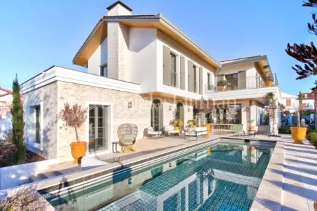 Image - BIARRITZ – Villa avec vue sur l’océan et la côte espagnole - Image nᵒ1