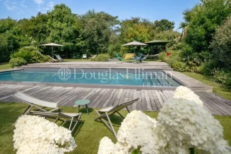 Image - ANGLET CHIBERTA – Maison de charme avec piscine proche golf et plages - Image nᵒ1