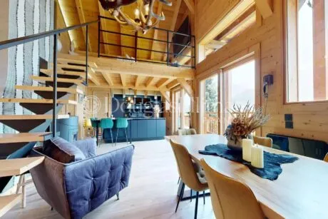 Image - PASSY – Un appartement duplex avec deux balcons - Image nᵒ1